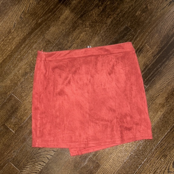 Suede mini skirt - Picture 4 of 4